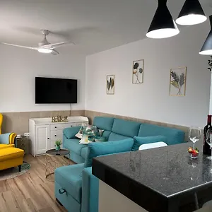 https://poema-de-liria.in-canary-islands.com