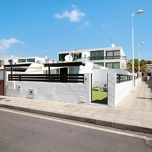 https://estudio-dannamar.in-canary-islands.com